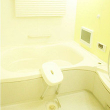 梅雨入り前の防カビ対策★お風呂のエプロンもアルコール除菌