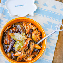 強火10分でとろとろ!調味料1つで簡単「豚となすのソース煮こみ」