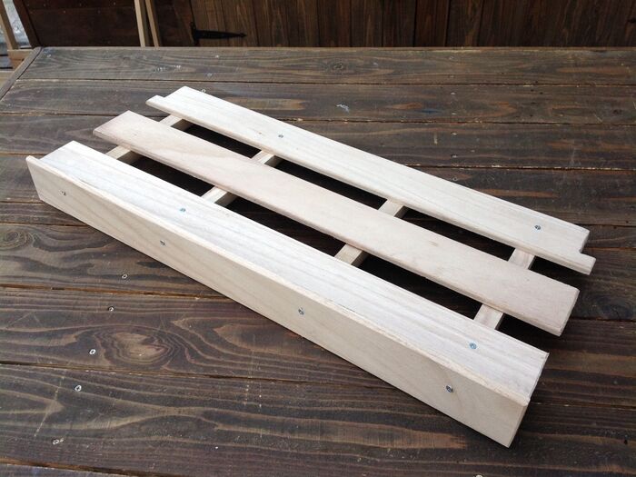 中段の棚板です