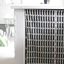 省スペースの下駄箱でも、100均アイテムで容量UPに!