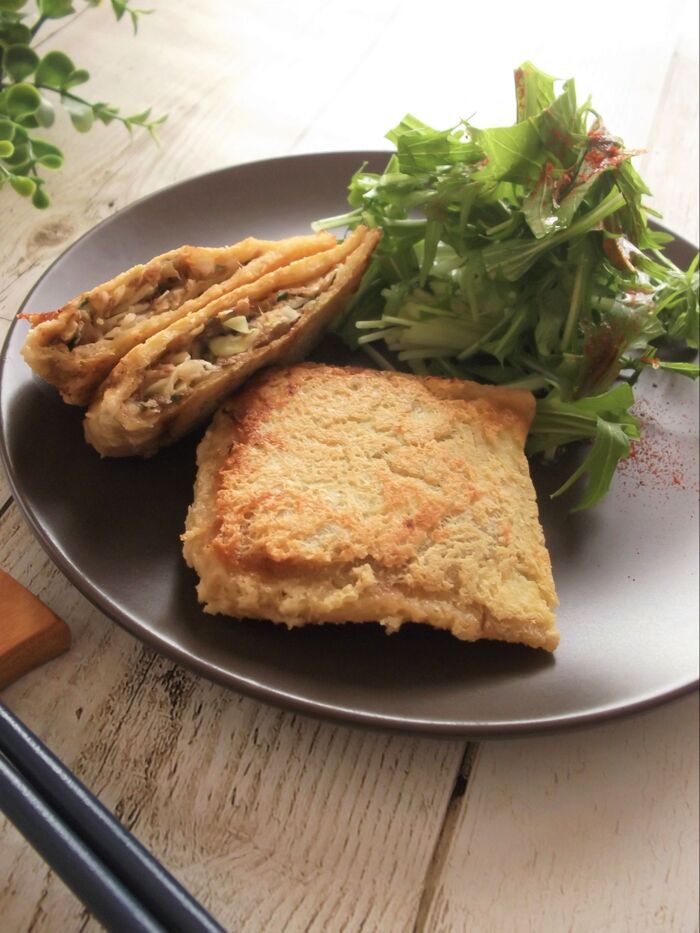 美味しい缶の汁もコレでぎゅっと!簡単ヘルシー♪さばみそ煮缶と薄揚げでキャベツメンチ風