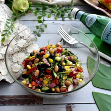 お豆もたっぷり!糖質オフなカラフルレインボーサラダ