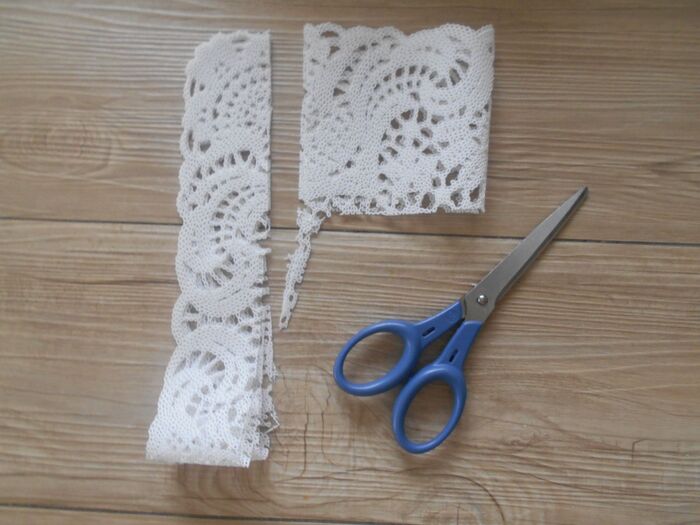 幅に合わせて切る。