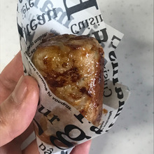 「マ〜マ〜、手がベトベト?」にならない肉巻きおにぎりは、こう作る‼️