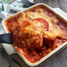 冷ご飯でも本格的なお味!野菜ジュースでとろ~りチーズドリア