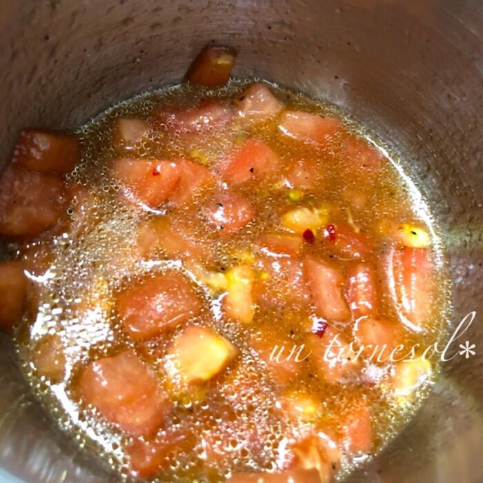 ④スプーンでかけながら煮詰めて!