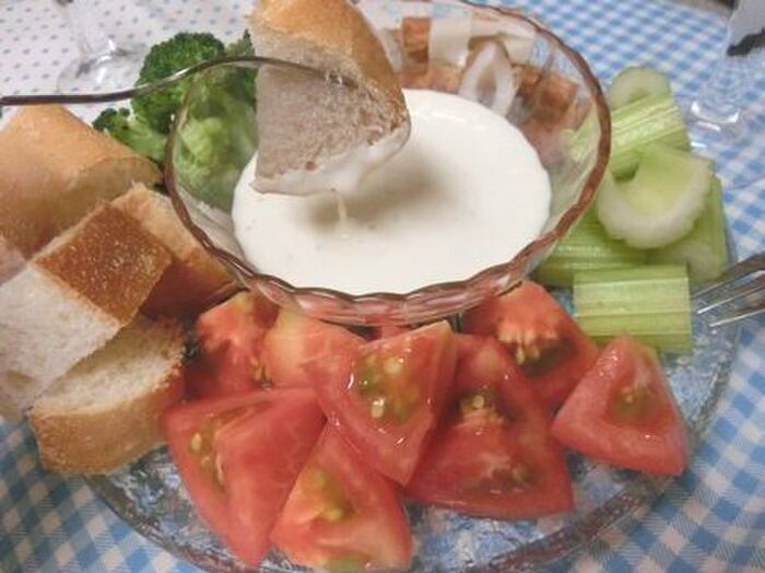 レンジで簡単☆ 冷製にもなるチーズフォンデュ