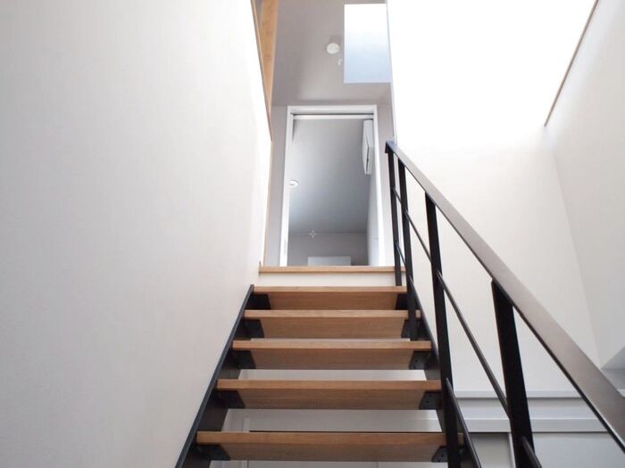 マステで解決!階段掃除の救世主