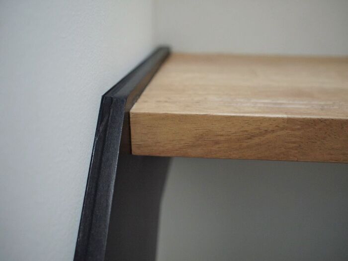 2階の部分から一気に貼っていきます