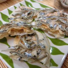 レンチン1分☆ 食べる小魚とスライスチーズで♪ さくさくチーズスナック