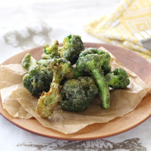 米粉でサクサク♪ブロッコリーの青のり揚げ