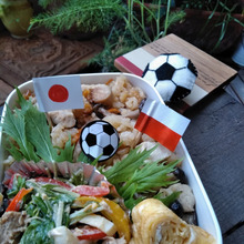 今日はコレ⚽リアルタイムが嬉しいお弁当?