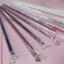 コンパクトにわかりやすく収納できる☆ ストローでビーズ入れ