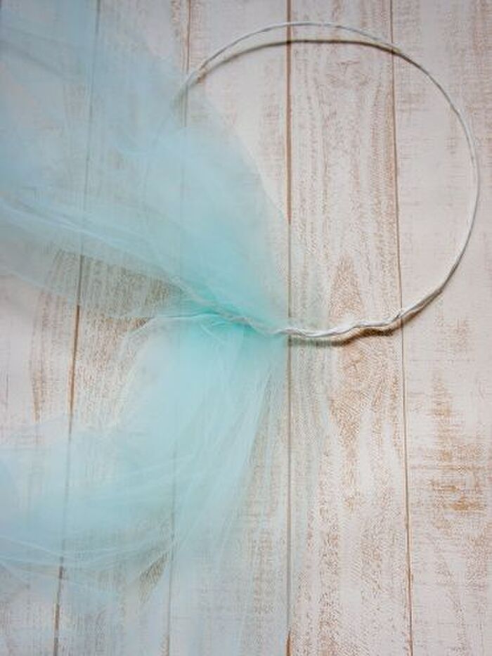 チュール布でドリームキャッチャー風に仕立てる場合には・・・