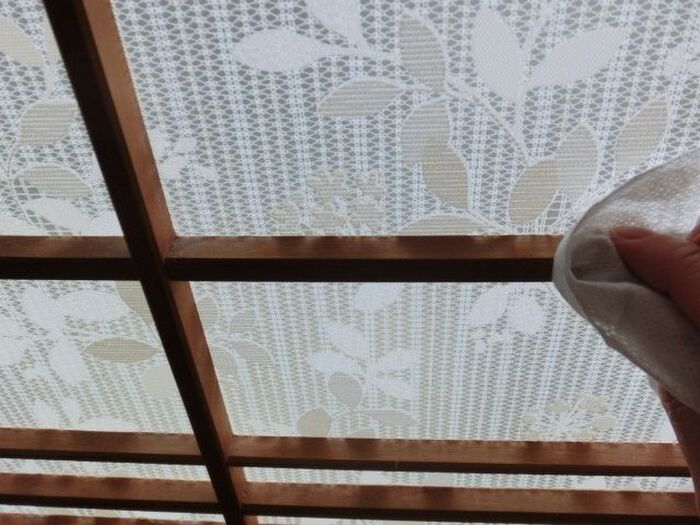 障子の桟なども…