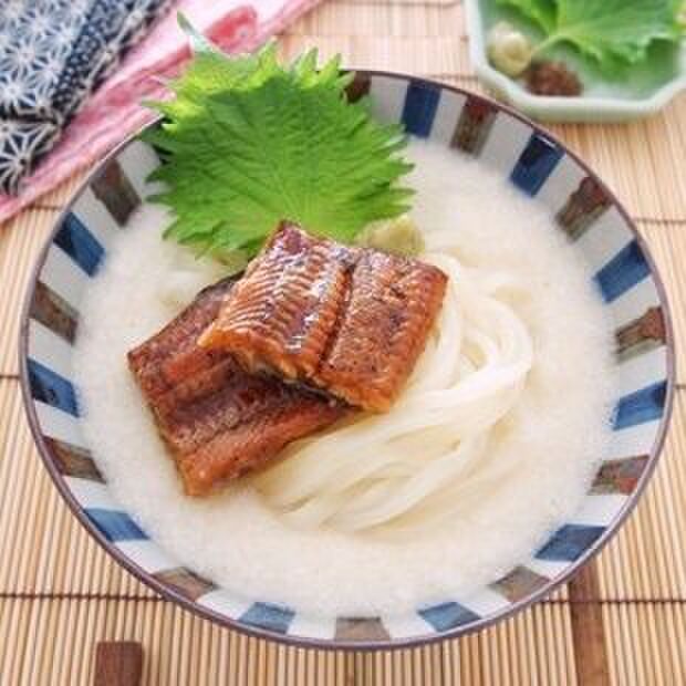 夏バテに負けない!スタミナうどんレシピ「うなとろうどん」