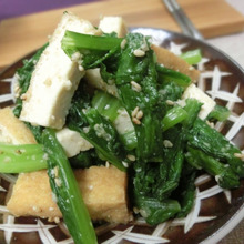 味見で完食しかけました♪ 小松菜と油揚げのナムル