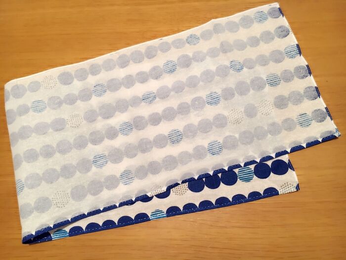 切ったところを端処理します。