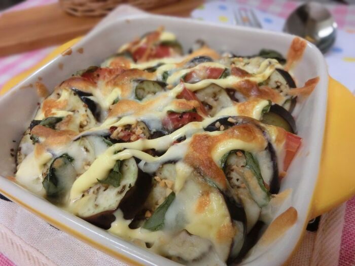 レンジとグリルで6分☆ ♪ ジュワッとナス&トマトのチーズ焼き