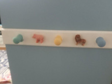 【100均リメイク】ミニチュアの動物たちでフックをDIY