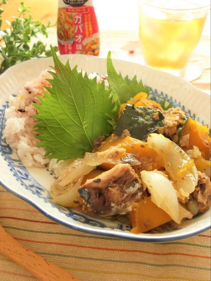 モリモリ食べて夏バテ知らず♪おつまみにもおかずにも!かぼちゃ鯖ガパオ