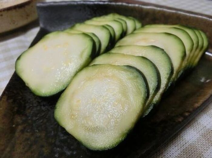 一日目から美味しい♪ ズッキーニの味噌漬け