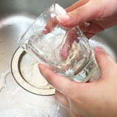 新品のようにピカピカにできます! グラス・ガラスのくもりのとり方と予防法