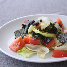 トマトレタス炒め 即席ねぎ油が決め手!