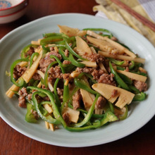 豚ひき肉で簡単&美味しい!チンジャオロース風