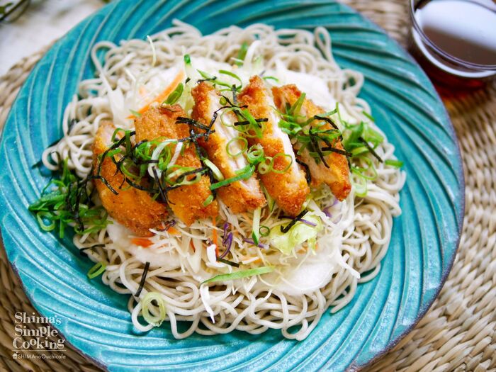 お手軽食材アレンジ【カツとろろのサラダそば】ほぼ1ステップ バランス良好スタミナ系のっけ麺
