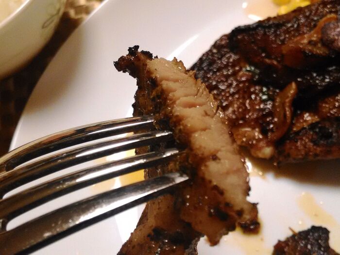 分厚い豚肉がやわらかくて美味しい!