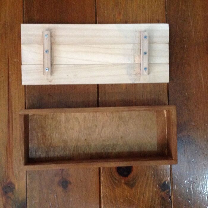 桐すのこをバラして組み立て直します