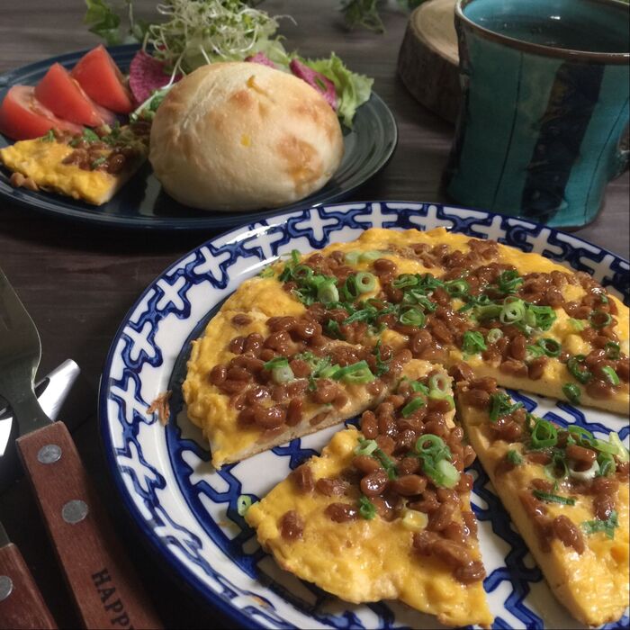 納豆のオープンオムレツ