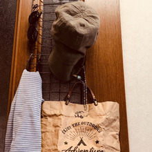 お出かけに必要なもの❣️  ワイヤーラティスに吊るすだけ♬