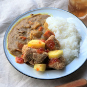 【#限界レシピ 2】盛れば完成! から揚げとパイナップルのエスニックカレー