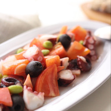 タコとトマトのオリーブ炒め