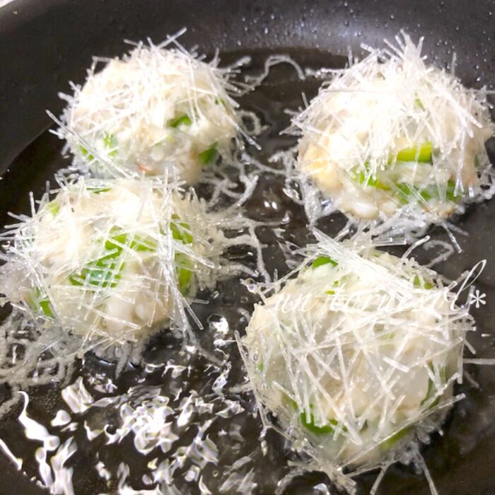 ④生地が焼き目がついたらひっくり返して!