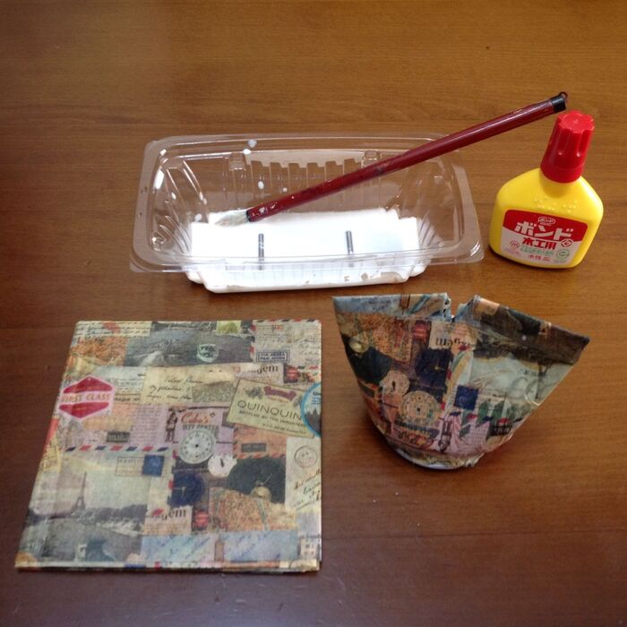 デコパージュペーパーの場合