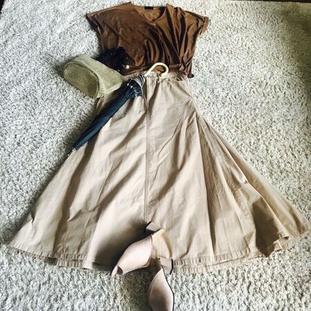 ご近所の買い物には「つっかけ」サンダル??