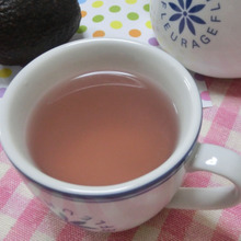 脂肪を落としてくれるって♪ アボカドの種でデトックスな美肌茶