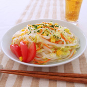 冷たいうどんレシピ「キャベツうどん コールスロー仕立て」