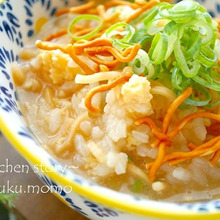 卵1個でパパッと作れる♪夏休みのお昼ごはんに最適なラーメン雑炊