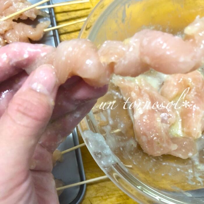 ➁巻き付けながら、止めながらを繰り返して!