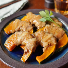 かぼちゃが苦手な夫に好評!肉巻きかぼちゃの甘酢照り焼き