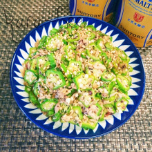 レンジで簡単♪ツナとオクラのネバネバ梅ゆかり和え