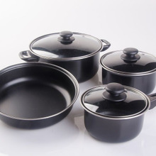 覚えておくと役に立つ!素材によって異なる鍋やフライパンの焦げの取り方