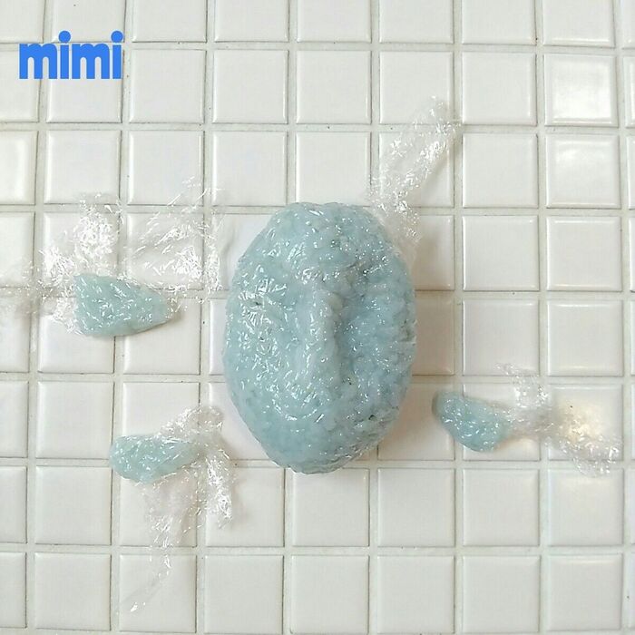 ①ベースのおにぎりを作る。