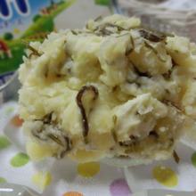 材料4つ☆ 濃厚クリーミー♪ クリームチーズと塩昆布のポテサラ