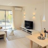 色の使い方が重要!? 狭い部屋を“広く見せる” レイアウト術