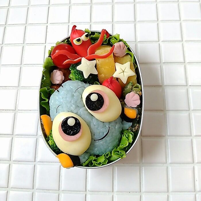 ⑤各パーツを乗せます。